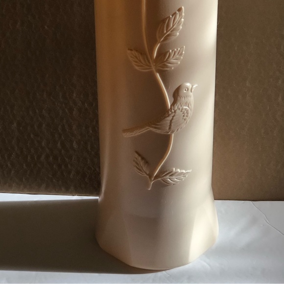 Vtg Blow Mold Bird & Vine Bathroom Toilet Tissue Paper Holder Storage Container - Picture 4 of 6